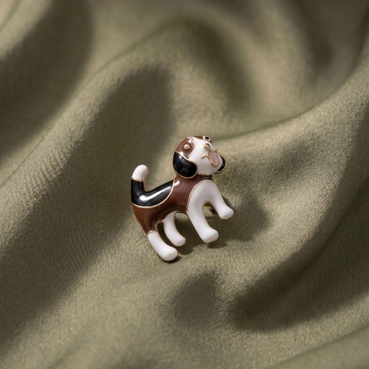 Beagle Brooch — hand-enamelled beagle dog brooch with gold detailing